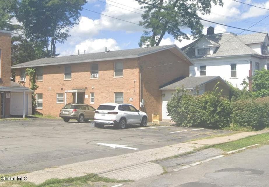 518 Hegeman Street, Schenectady, NY 12306