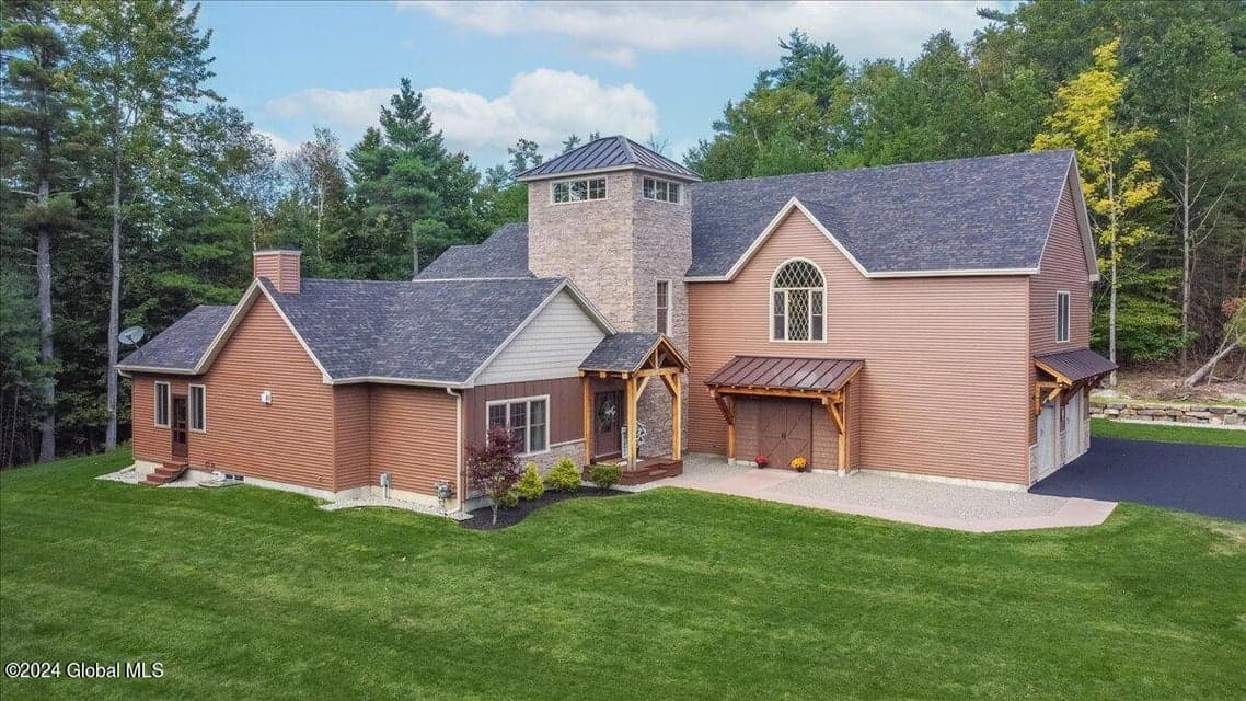 17 Kenmore Drive, photo 3