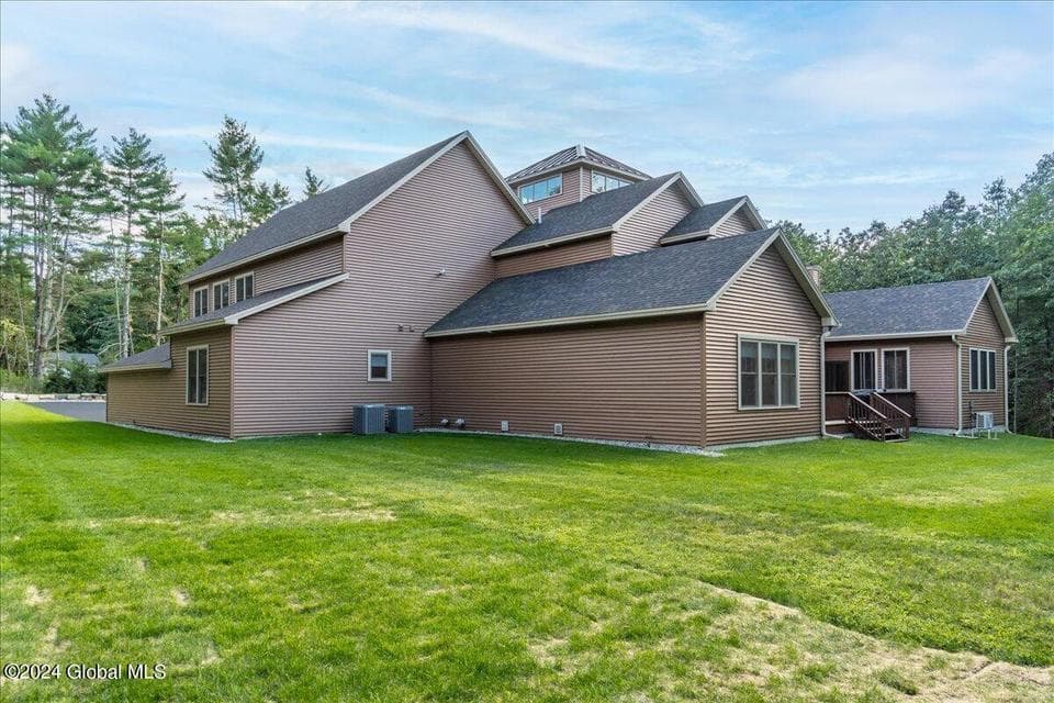 17 Kenmore Drive, photo 5