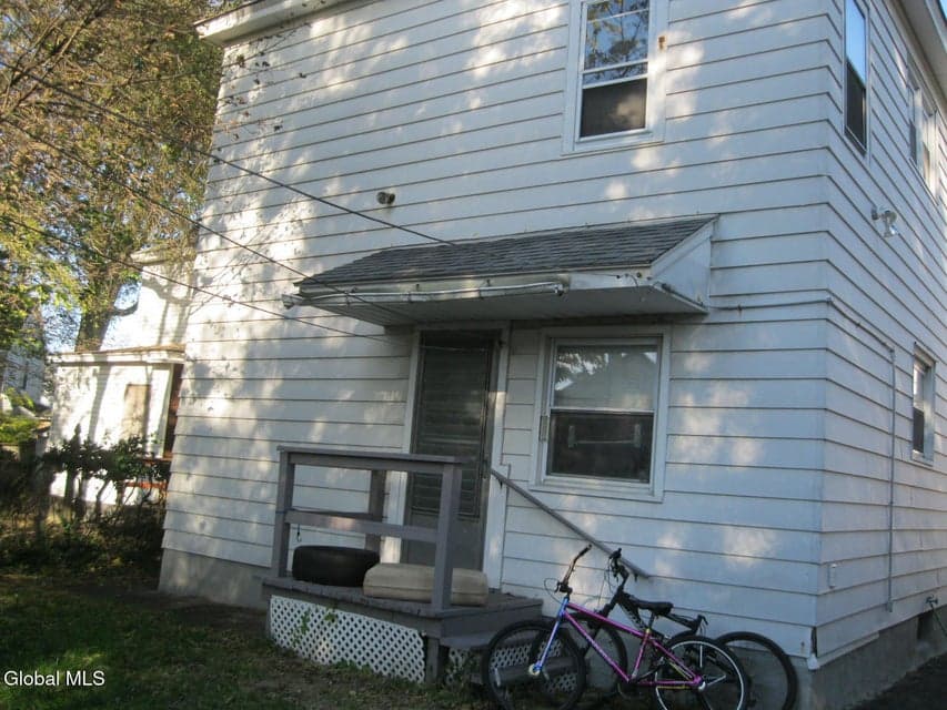 406 - 408 Shannon Street, Schenectady, NY 12306, photo 2