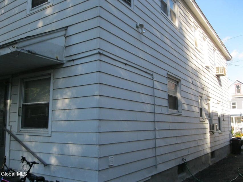 406 - 408 Shannon Street, Schenectady, NY 12306, photo 3