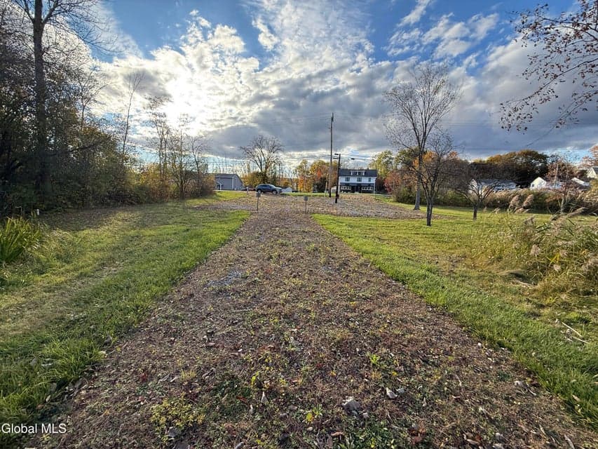 Rr US-9, Round Lake, NY, photo 5