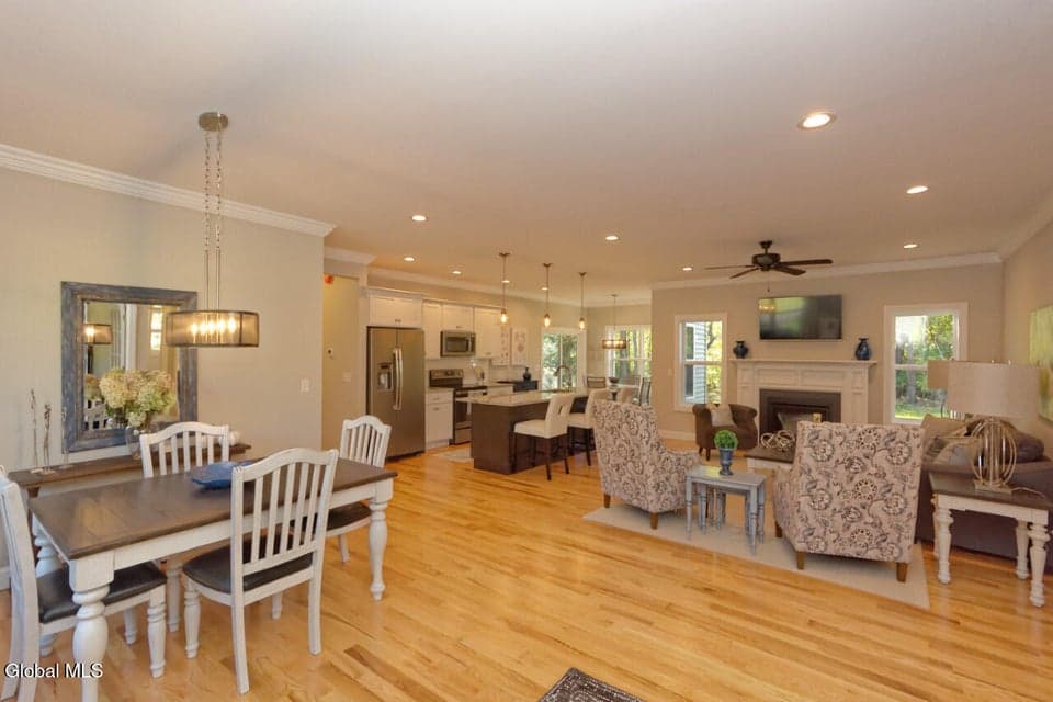 5 Dean Thomas Way, Queensbury, NY, photo 2