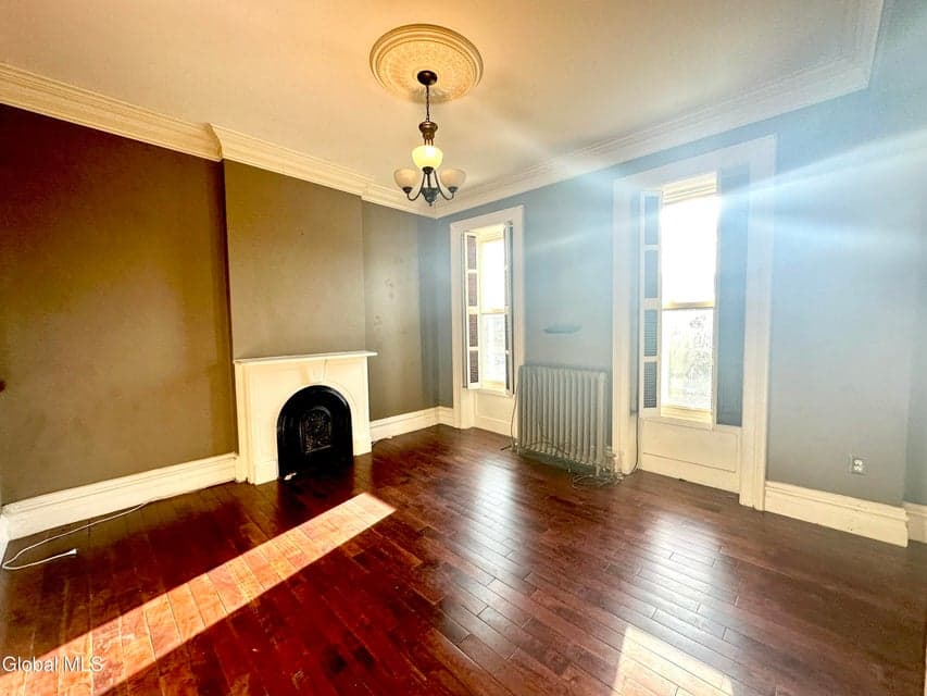 385 Washington Avenue, photo 3
