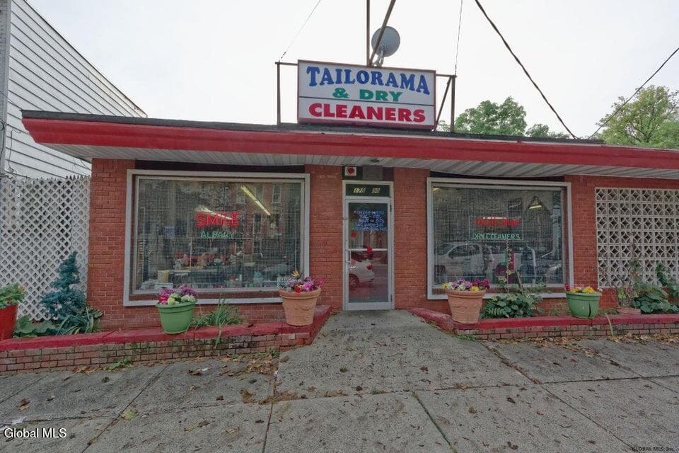 180 Clinton Avenue