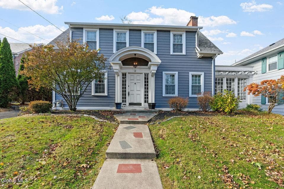 28 Lenox Avenue, photo 1