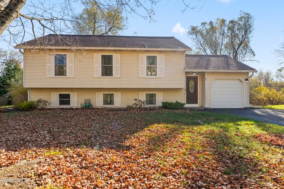 87 Algonquin Road, photo 2