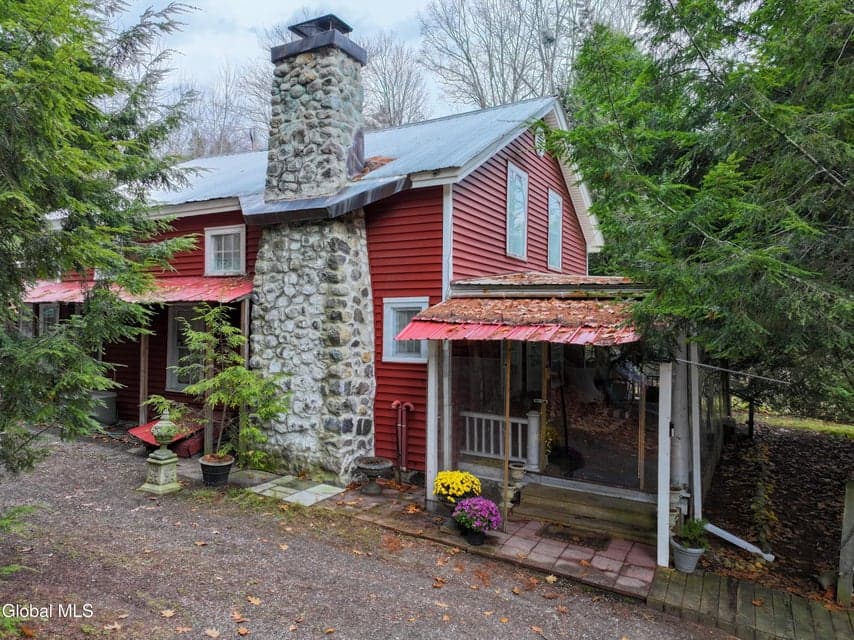 51 Dyckman Road, photo 3