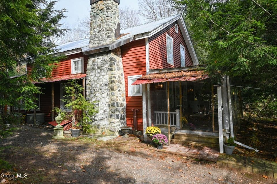 51 Dyckman Road