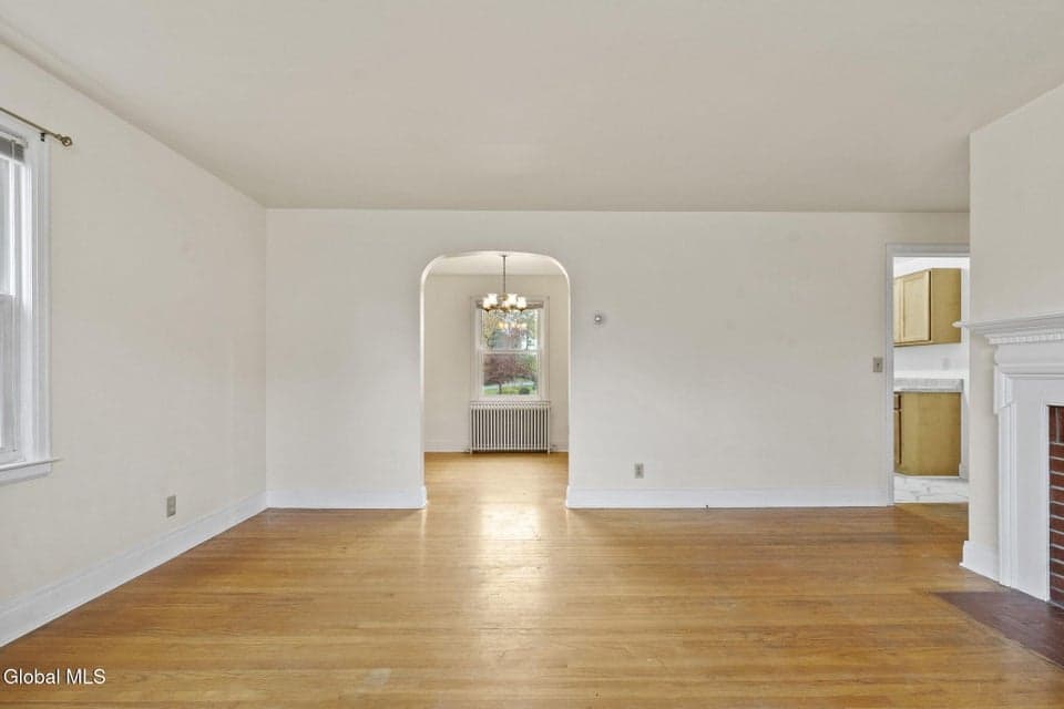 515 Delaware Avenue, photo 5