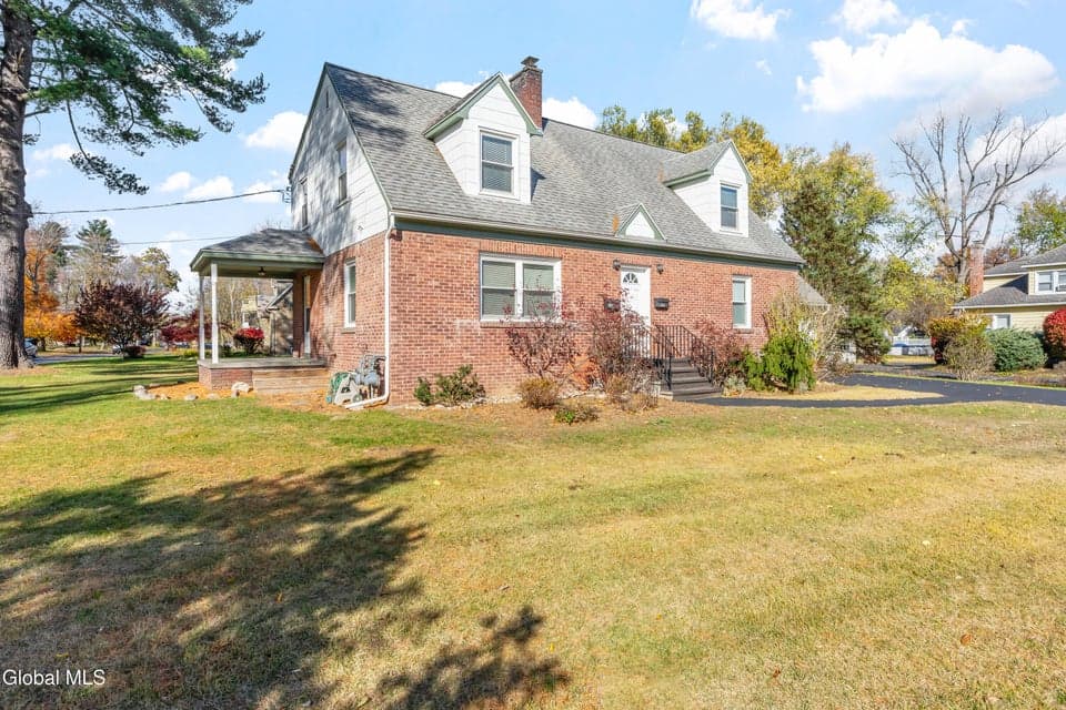 515 Delaware Avenue, photo 2
