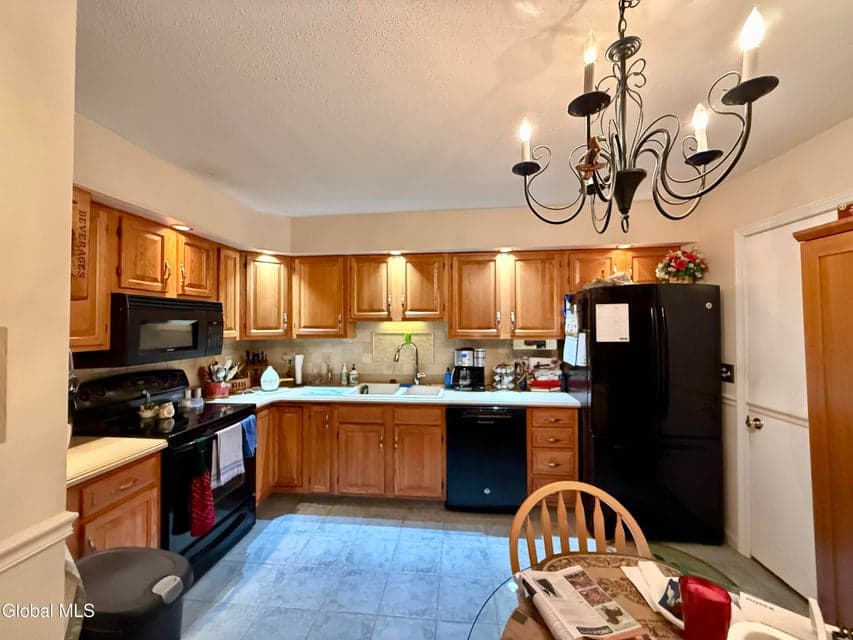 4 Gentry Lane, photo 3