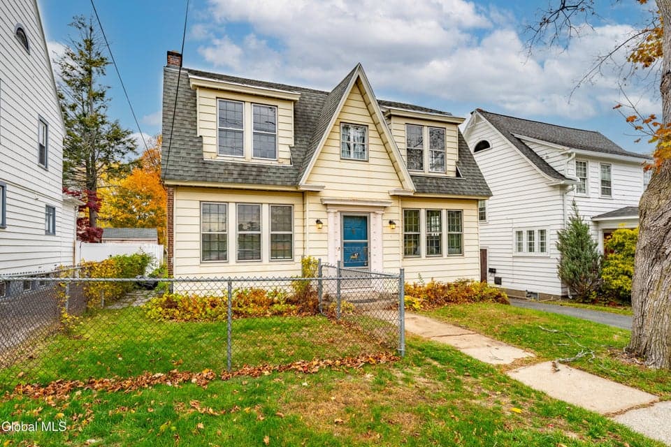 47 N Main Avenue, photo 1