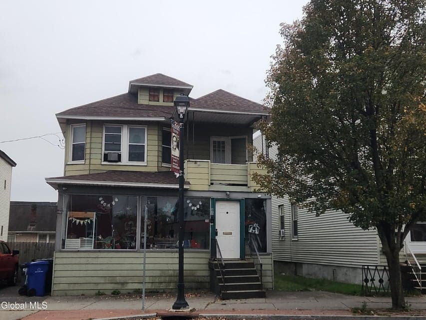 902 19th Street, photo 2