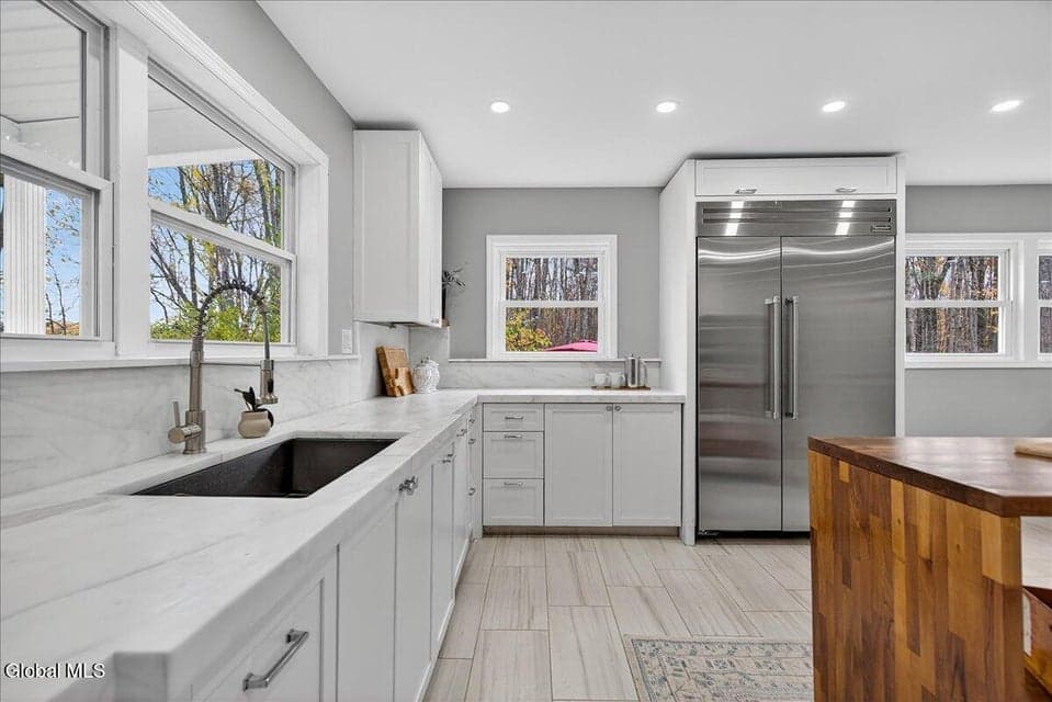 16 Nelson Avenue, photo 4