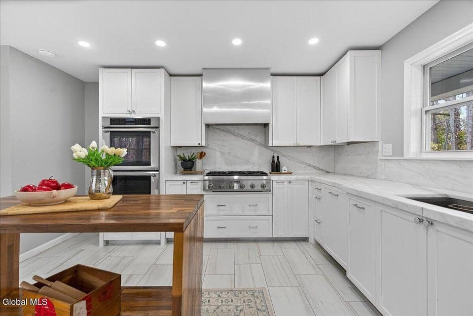 16 Nelson Avenue, photo 2