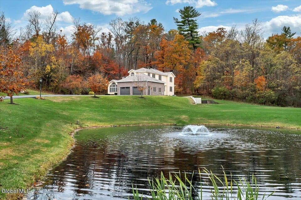 1306 Putnam Road, Rotterdam, NY, photo 3