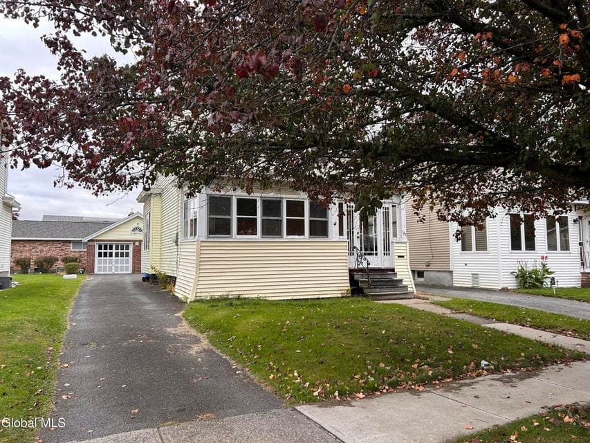 167 Southern Boulevard, photo 3