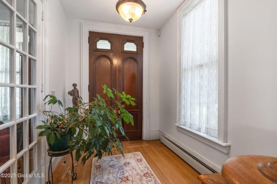 2 Madison Avenue, Saratoga Springs, NY, photo 4