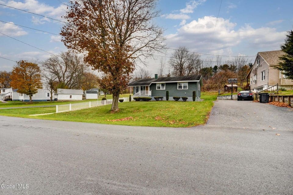 15 Ridge Road, photo 1