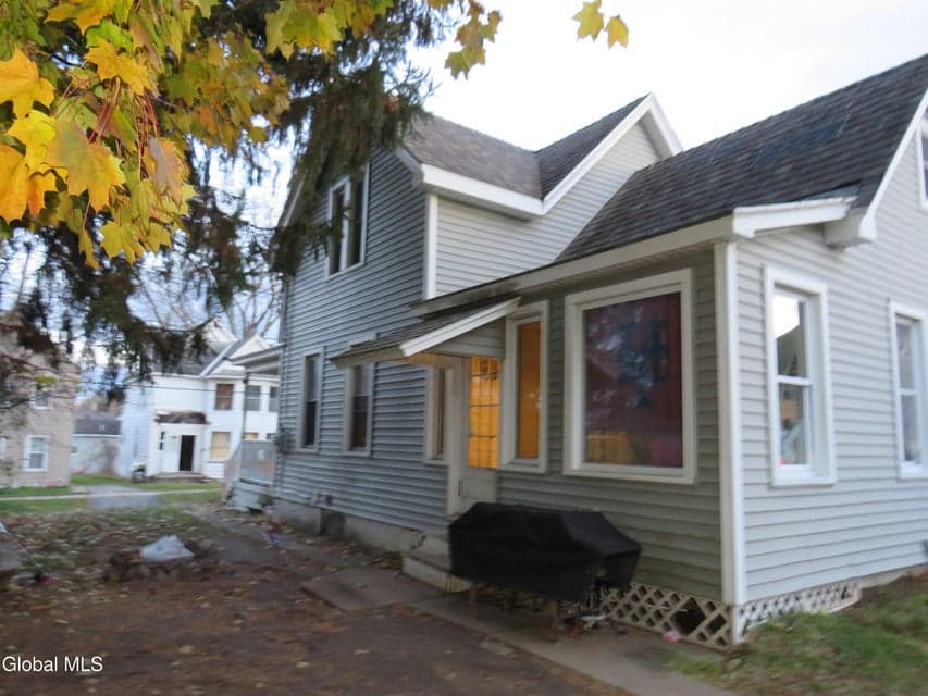 17 Wells Street, Johnstown, NY 12095, photo 3