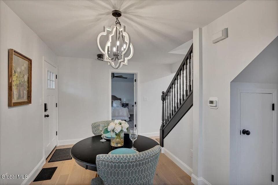 2256 N Old Post Road, photo 5