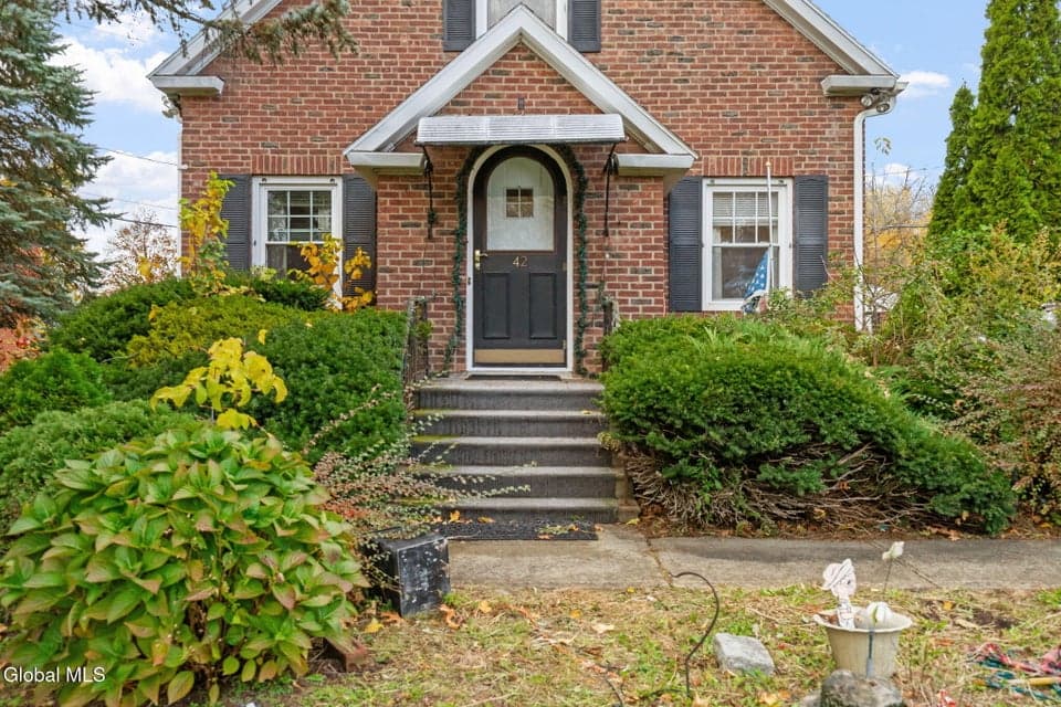 42 Collins Place, photo 2