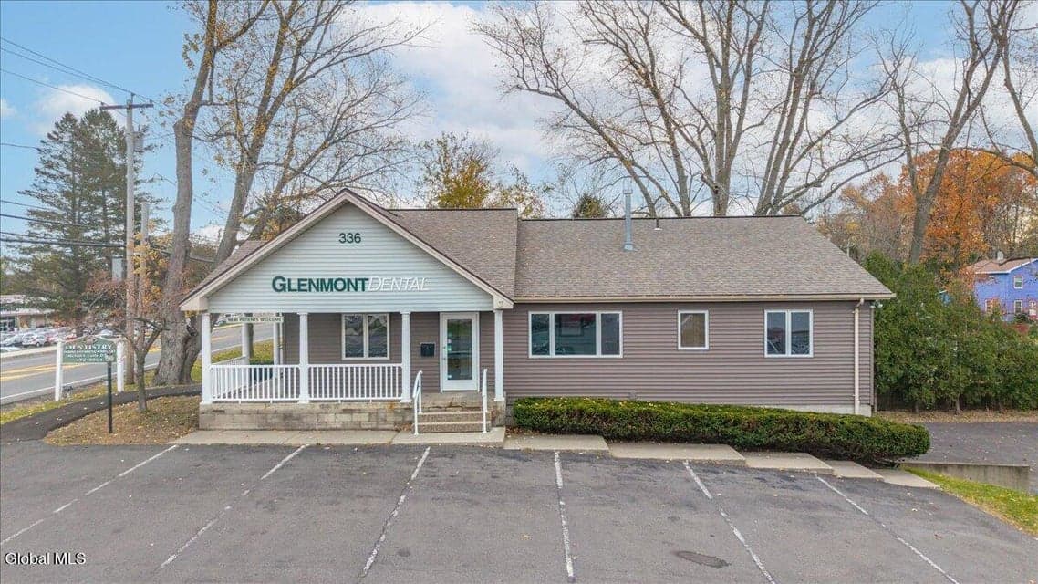 336 Glenmont Road, Bethlehem, NY, photo 1