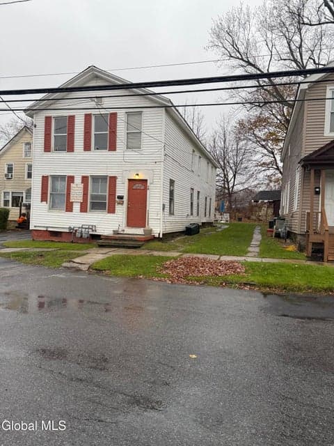 10 E Green Street, Johnstown, NY 12095, photo 1