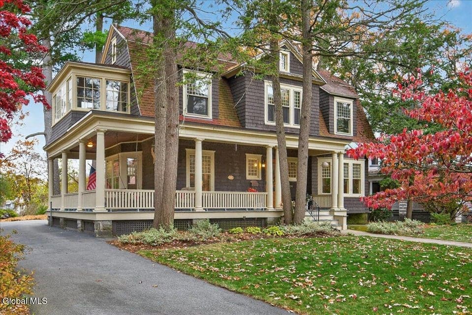 1204 Rugby Road, photo 1