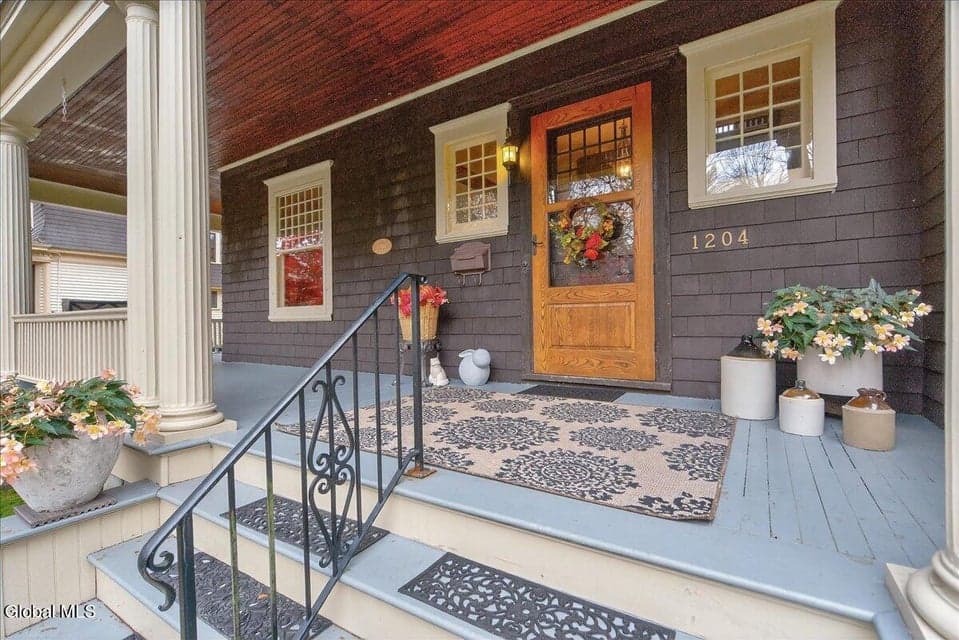 1204 Rugby Road, photo 2