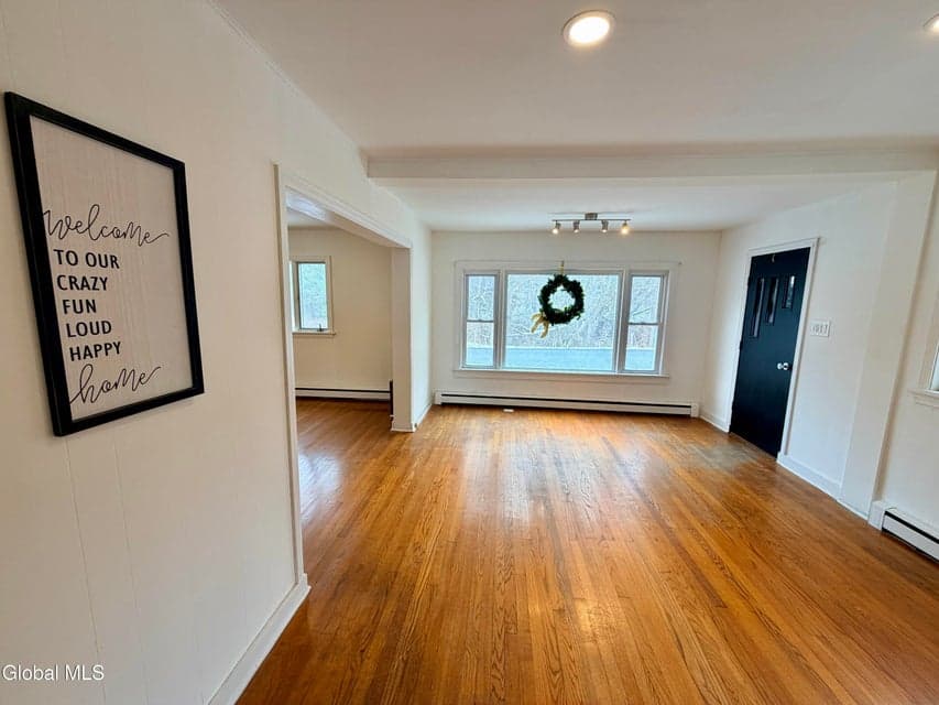 21 Hovey Avenue, photo 5