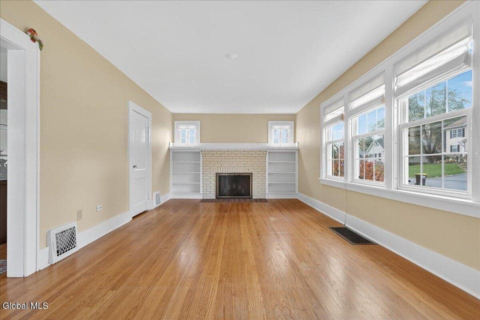 1158 Hedgewood Lane, photo 5
