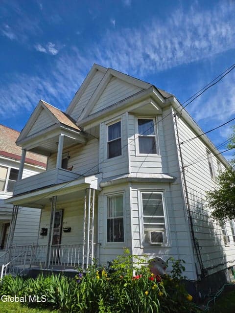 833 Mason Street, photo 1