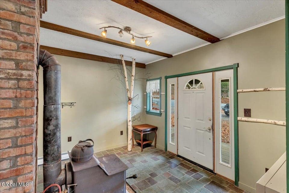 2212 Call Street, photo 2