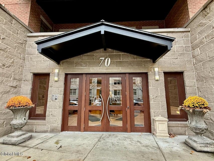 70 Railroad Place, 411, Saratoga Springs, Inside, NY 12866, photo 1