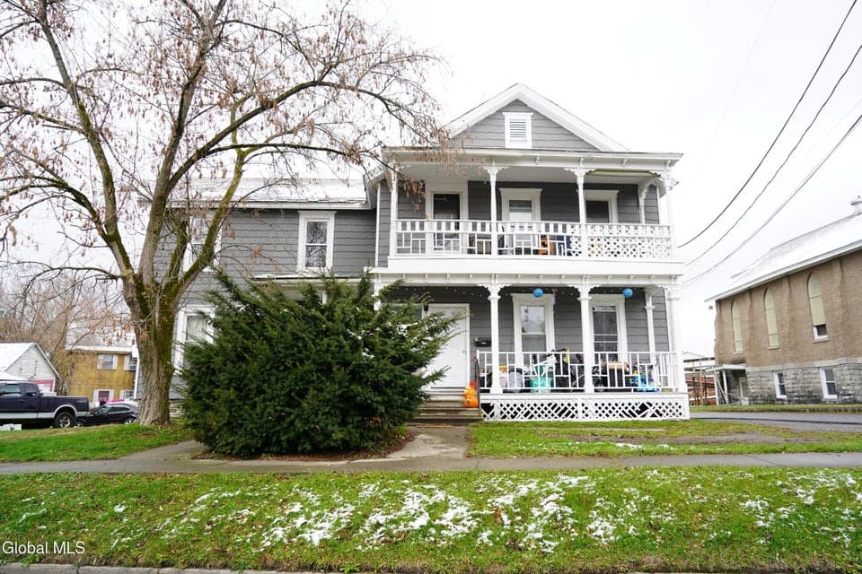 20 Church Street, photo 1