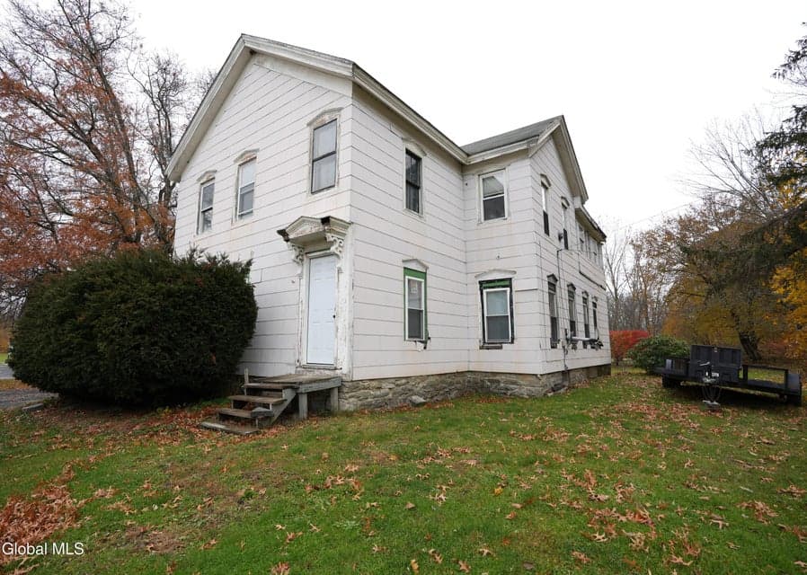 355 Main Street, photo 1