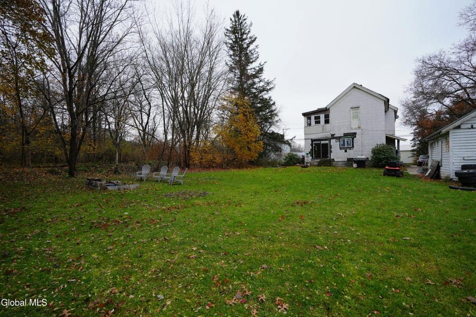 355 Main Street, photo 4