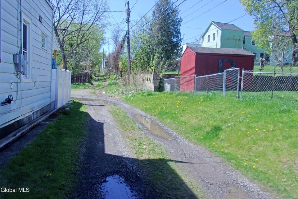 1337 2nd Avenue, Watervliet, NY, photo 4