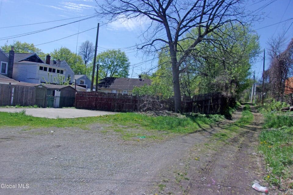 1337 2nd Avenue, Watervliet, NY, photo 5