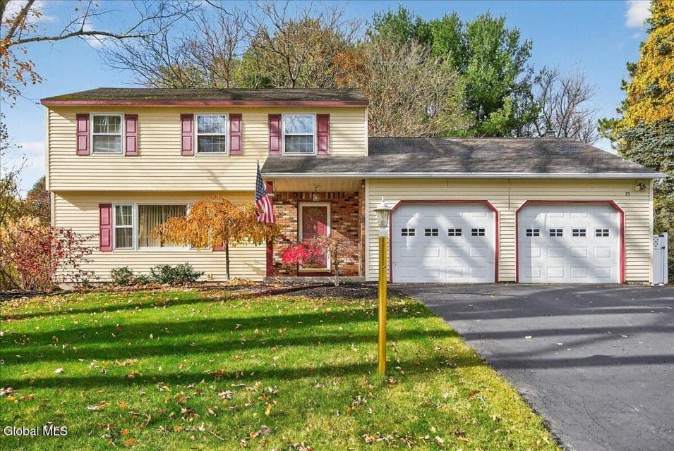 23 Olde Coach Road, photo 3