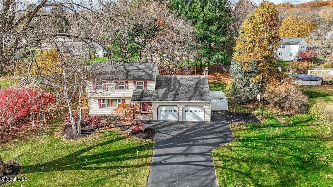 23 Olde Coach Road, photo 5