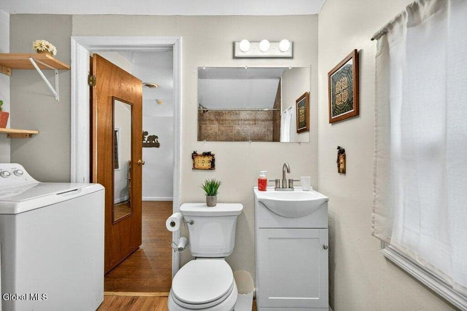 2553 3rd Avenue, photo 4