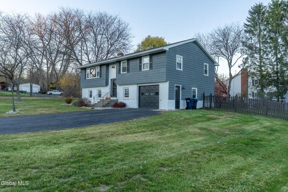 11 Walnut Road, photo 2