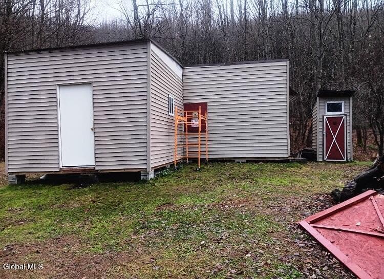 575 Hollenbeck Road, photo 5