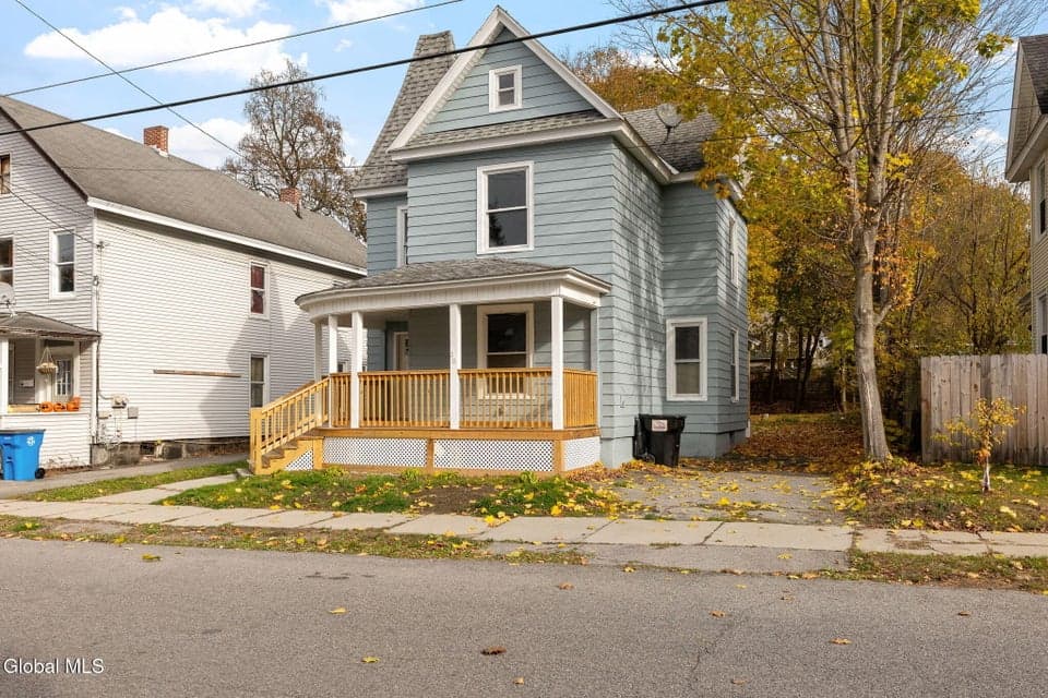 55 S Judson Street, photo 3