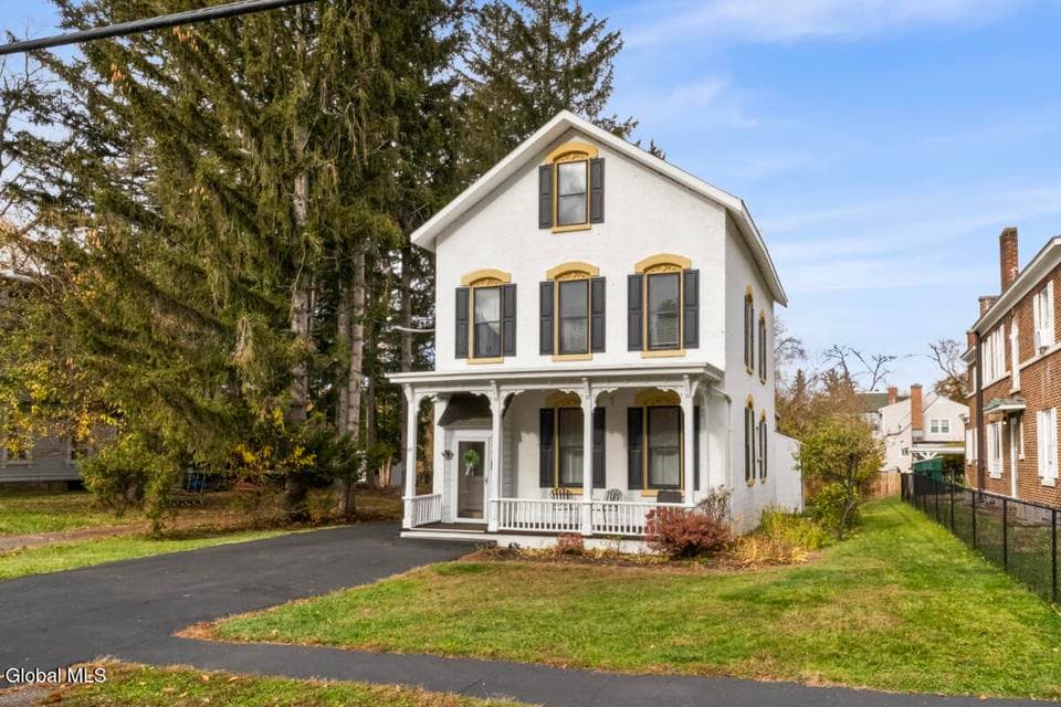 69 Pinewoods Avenue, photo 2