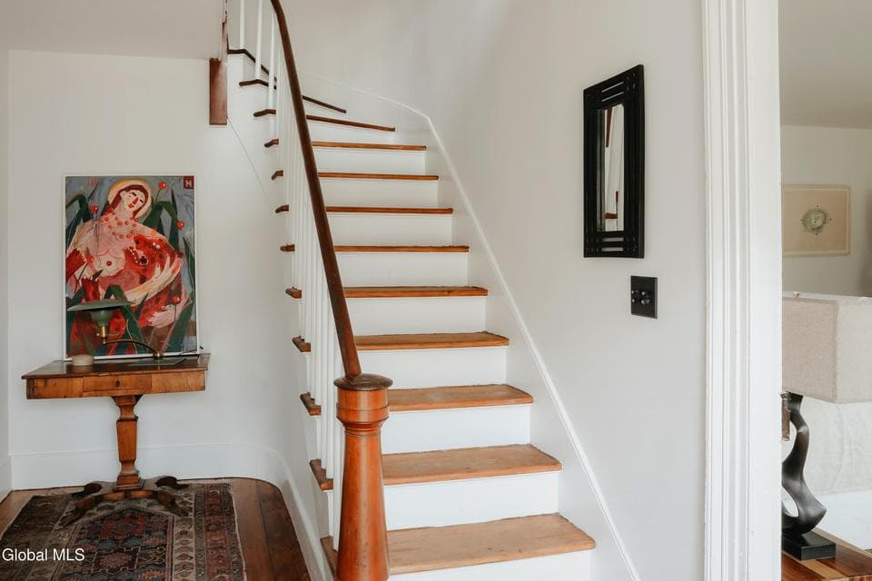 433 Rapp Road, photo 5