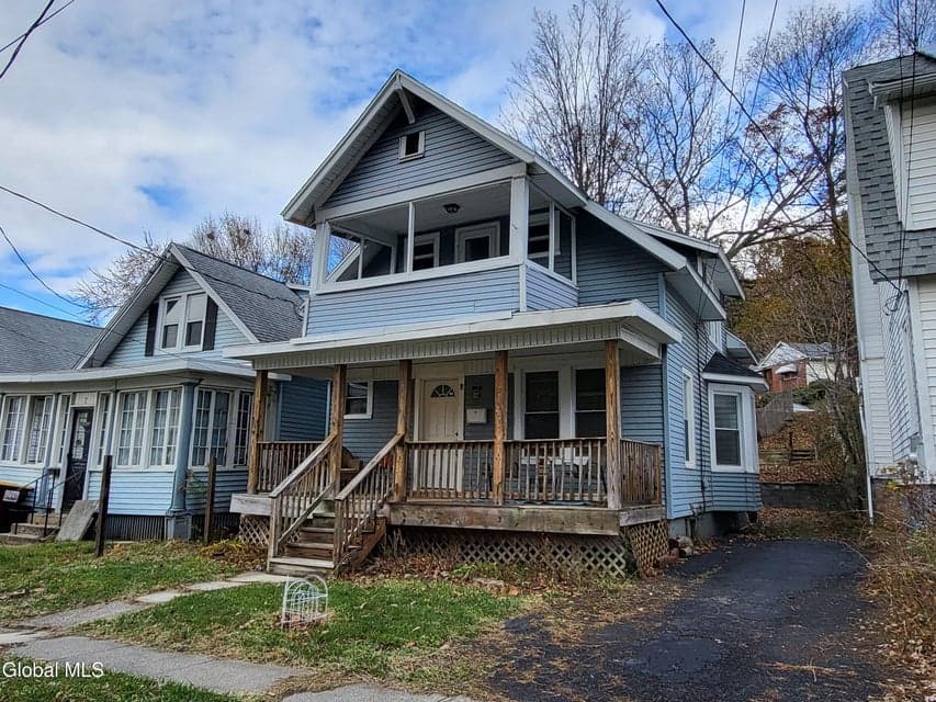 9 Putnam Street, photo 1